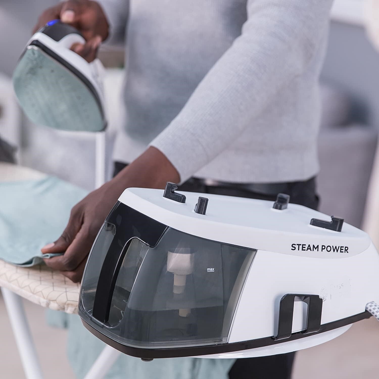 Ultimate Steam Generator Iron with Temperature Control
