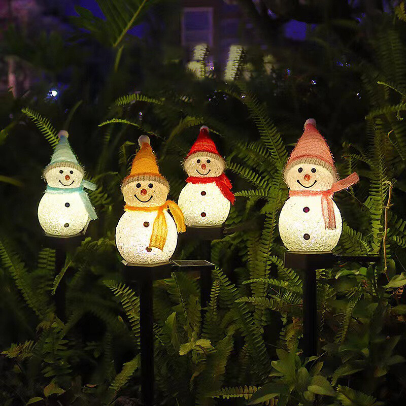 Snow Man Solar Christmas Lights Outdoor Waterproof Post Lamp Lawn Landscape Garden Decoration Lights