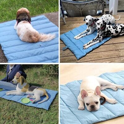 Large Dogs Foldable Washable Waterproof Dog Mat for Outdoor Use, Pet-Friendly Portable Dog Mat Travel Blanket for Dogs and Cats with Multiple Uses: Picnic Blanket 110 by 68 cm.