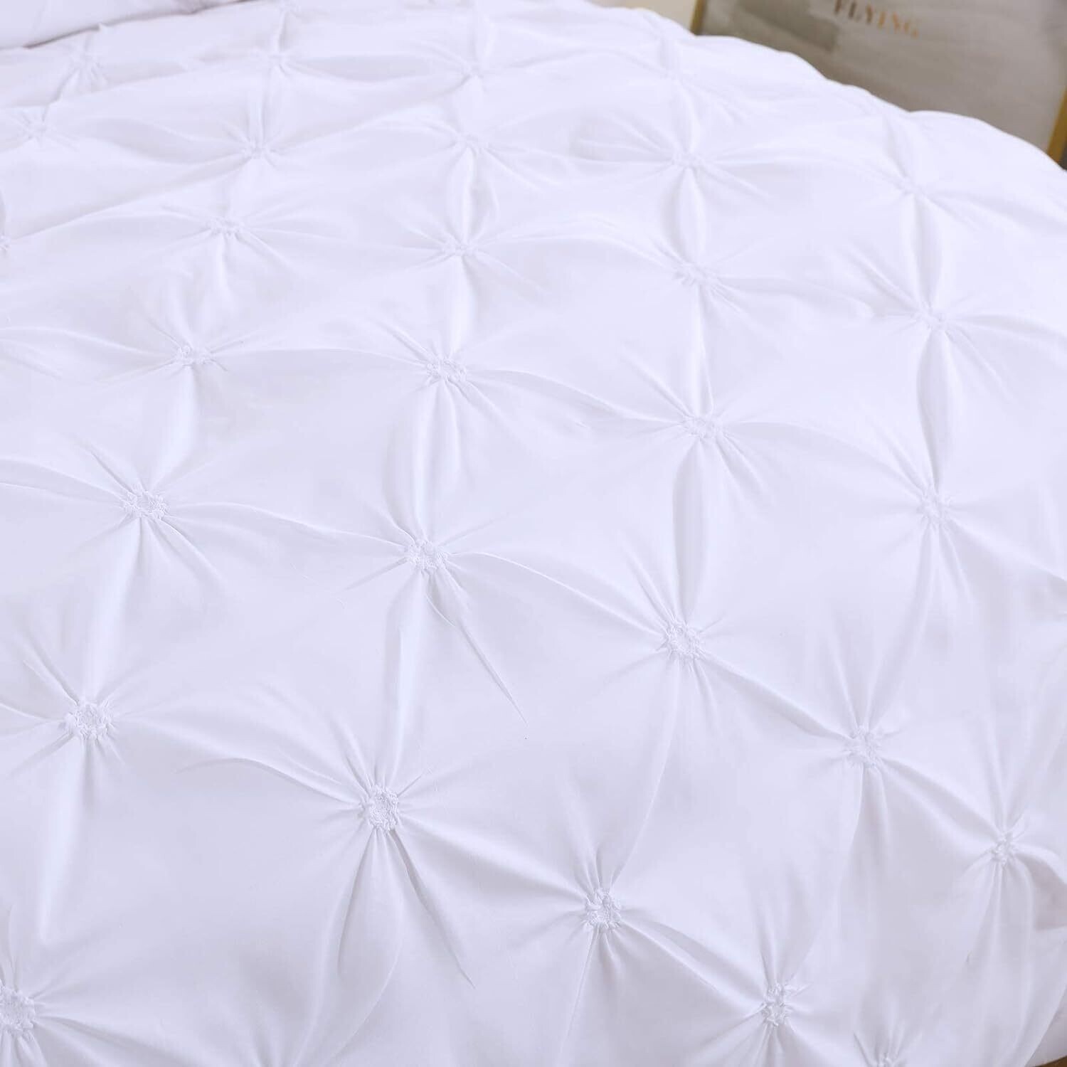 Luxury White Pintuck Duvet Cover King Size – 3-Piece Pinch Pleat Bedding Set with Zipper Closure, Soft Microfiber Fabric