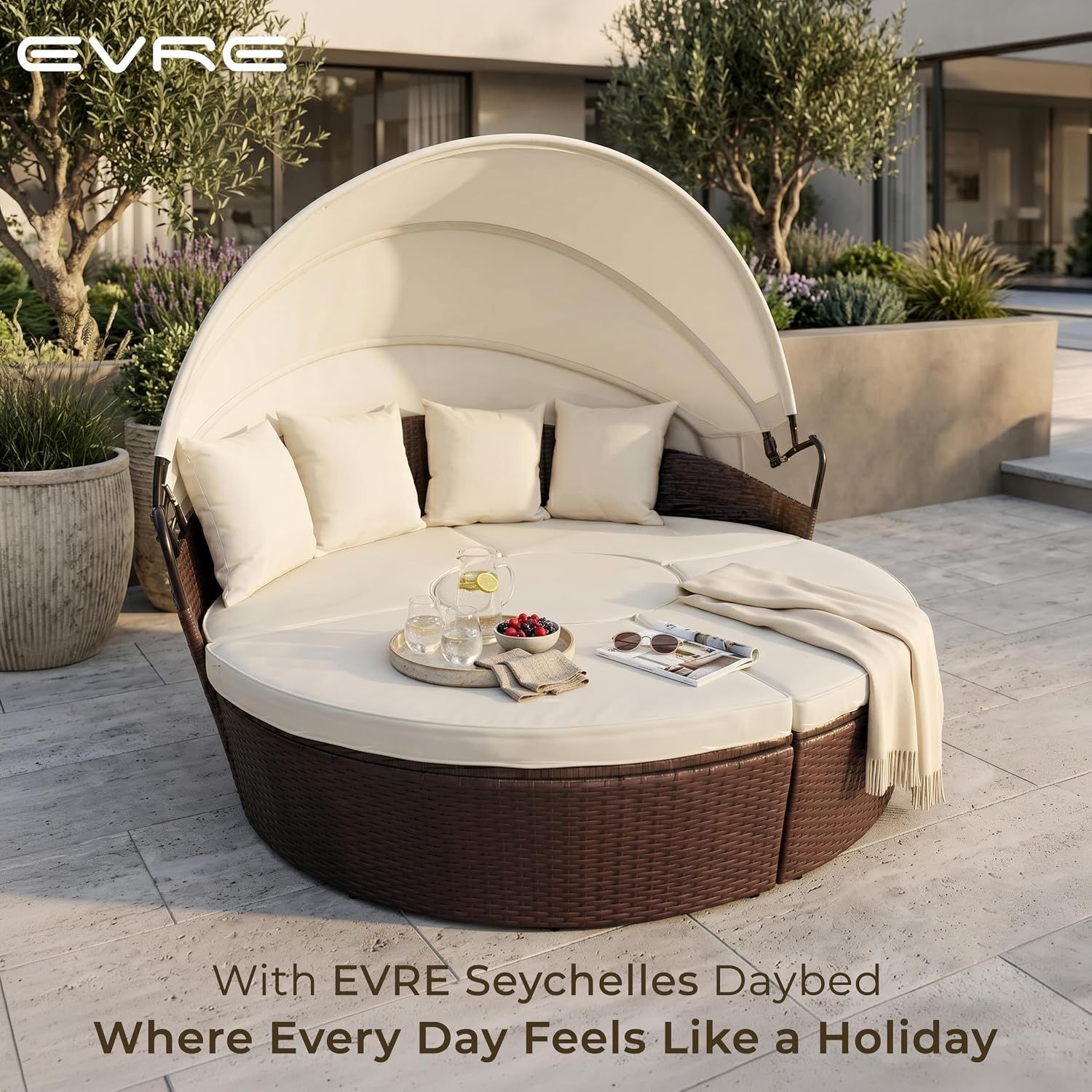 Rattan 5-Piece Round Daybed Set – Brown