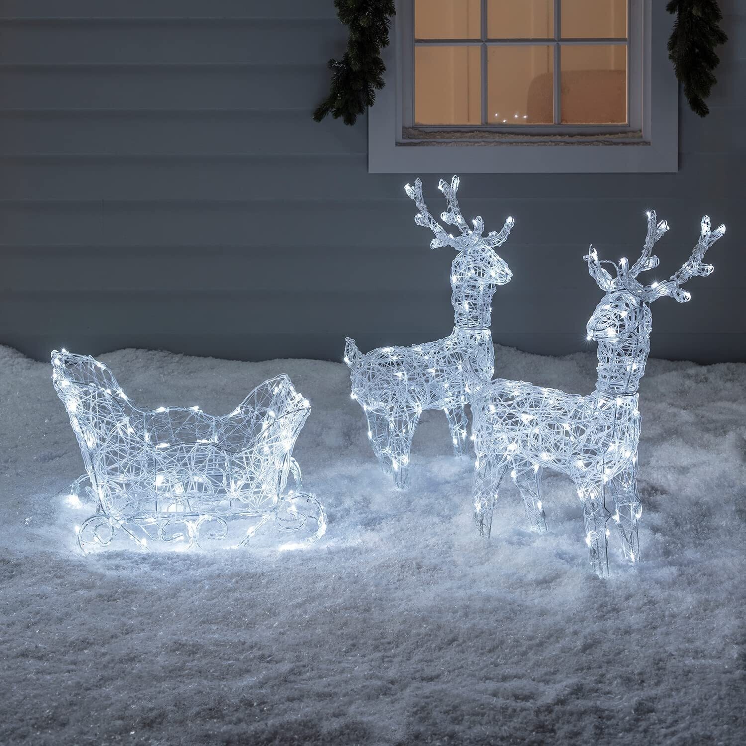 LED Acrylic Reindeer &amp; Sleigh Christmas Garden Decoration with Timer