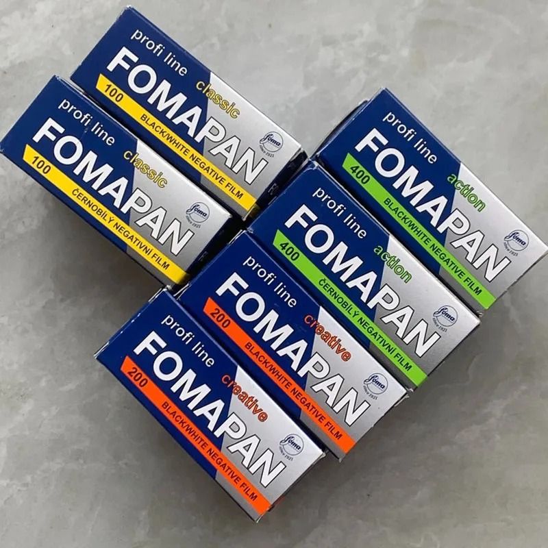 Black &amp; White 120 Film – ISO 100 / 200 / 400 Medium Format Photography Film