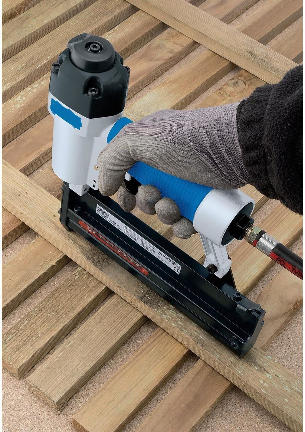 Air Stapler Nailer 14609 Storm Force Tool