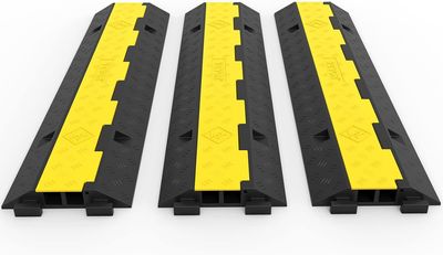 Cable Protector Mat 3 Pack 2 Channel 101 x 25 x 5 cm Override Protection for Cables, Cable Bridge Made of Commercial Thermoplastic Rubber with Modular Design for Parking Lots, Warehouses, Black Cable Protector Mat 3 Pack 2 Channel 101 x 25 x 5 cm Override Protection for Cables, Cable Bridge Made of Commercial Thermoplastic Rubber with Modular Design for Parking Lots, Warehouses, Black