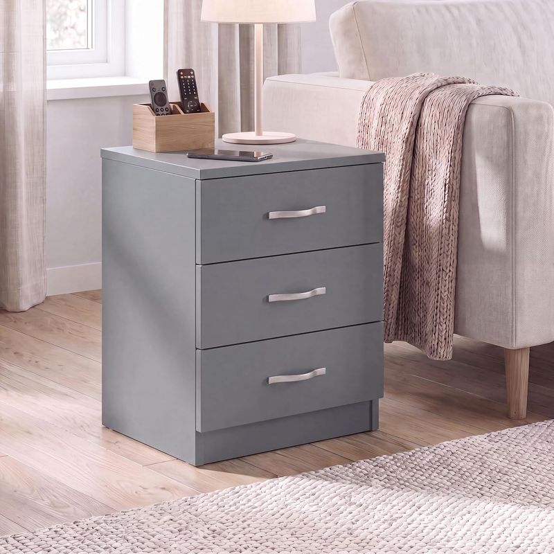 Simple 3-Drawer Bedside Chest – Modern Bedroom Nightstand with Spacious Storage