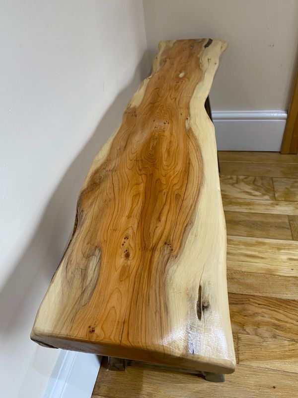 English Yew bench with metal legs 1000mm
