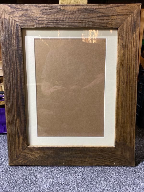 Jacobean Oak Picture Frame To Fit A4