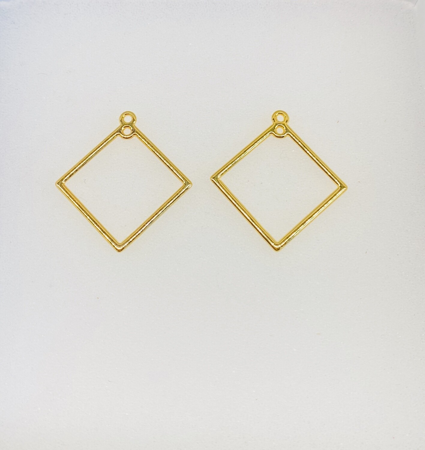 Pendant Square Gold