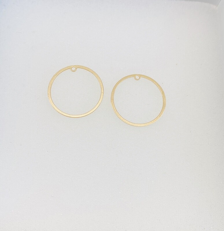 Pendant Small Circle Gold