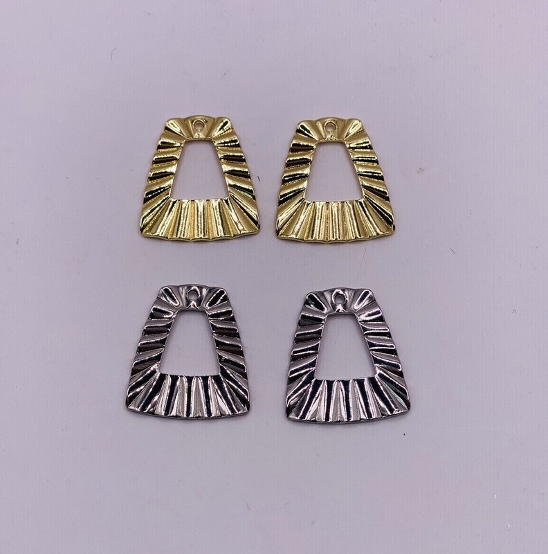 Pendant Trapezoid