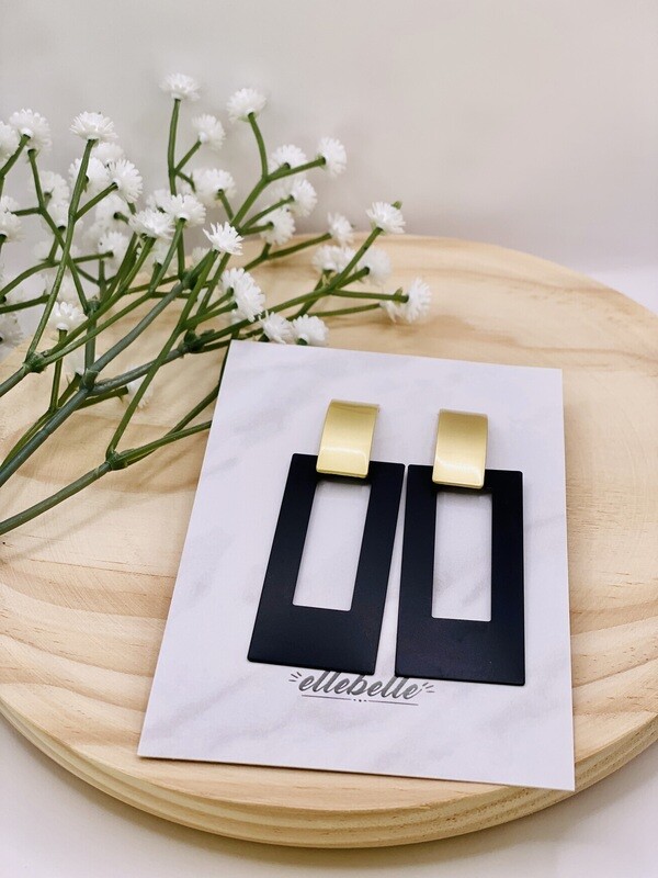 Earring Lovely Laura