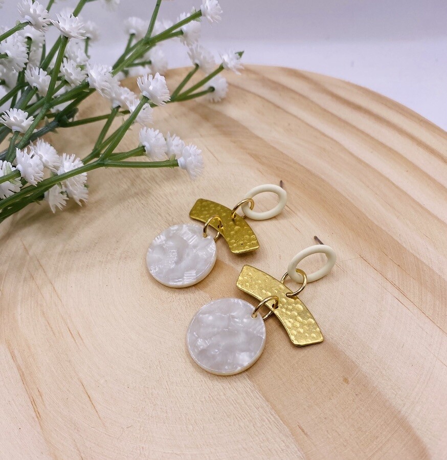 Earring White Whitney