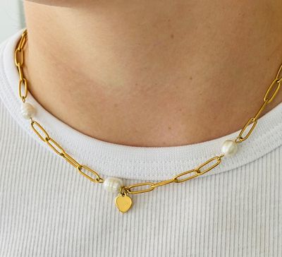 Necklace &#39;Pearls &amp; Heart&#39;