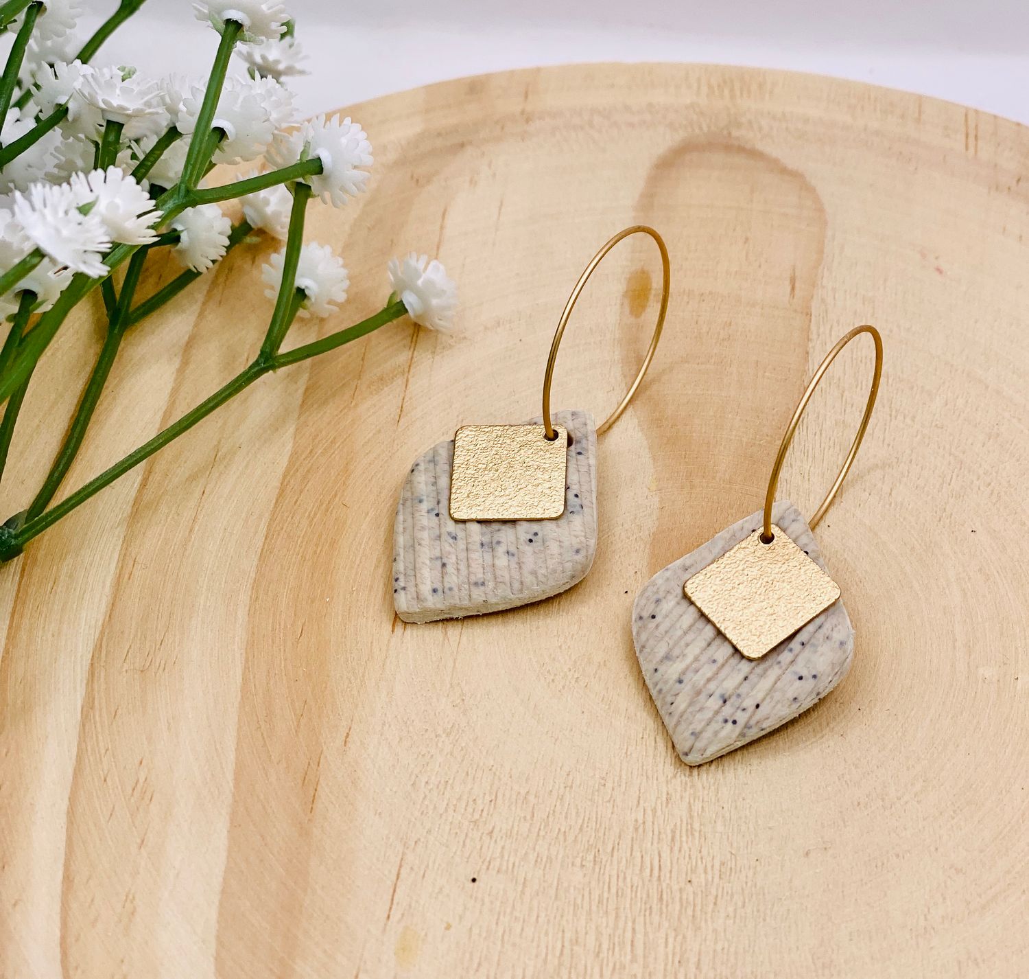 Nature Loop, Colour: Beige