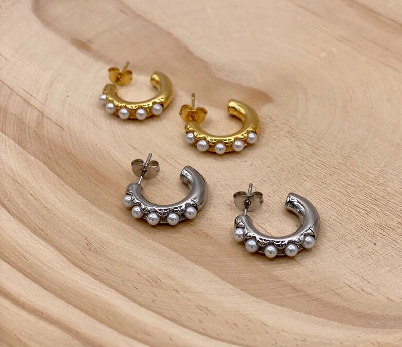 Earring  Hoop &amp; Pearls