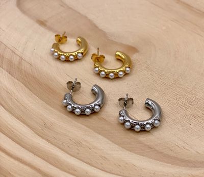 Earring  Hoop &amp; Pearls
