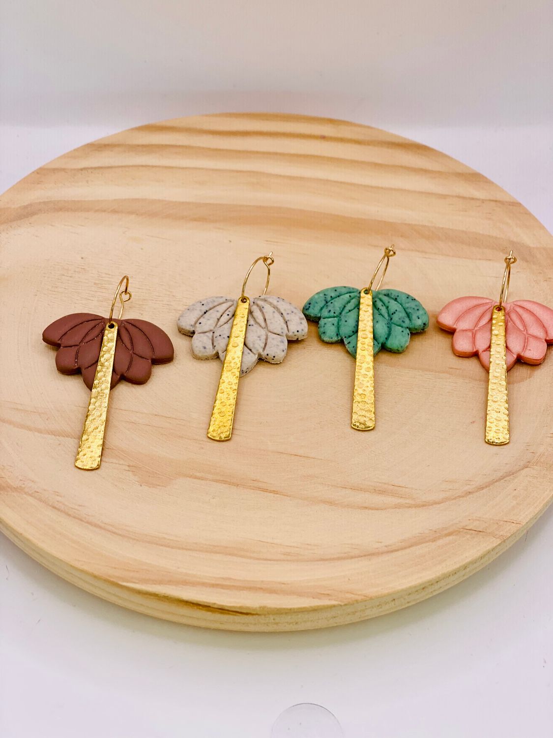 Lovely Lotus Loops