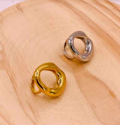 Oval Ring
