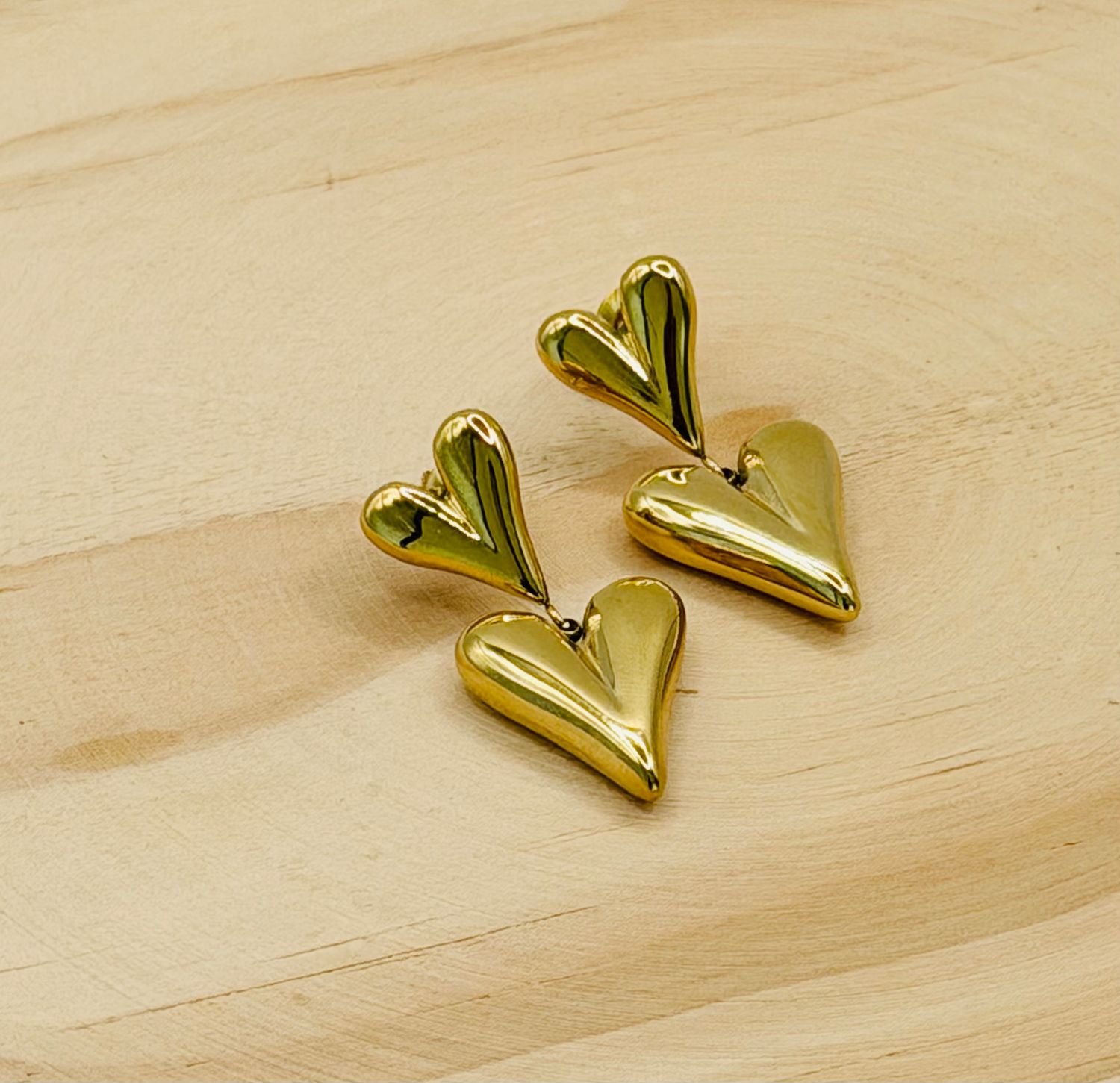 Happy Love Earrings, Color: Gold