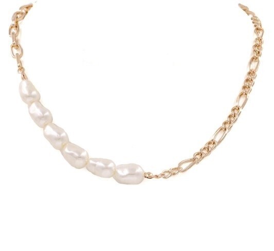 Offset Pearl Necklace
