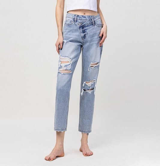 Liberate Cross Front Mom Jean