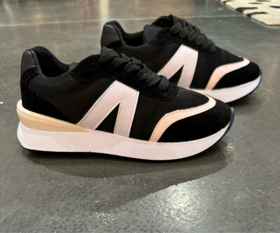 Nova Sneaker-Blk