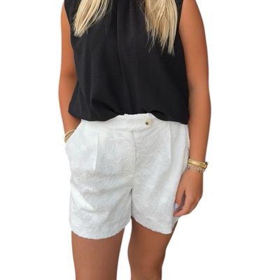 Millie Eyelet Short-Wht