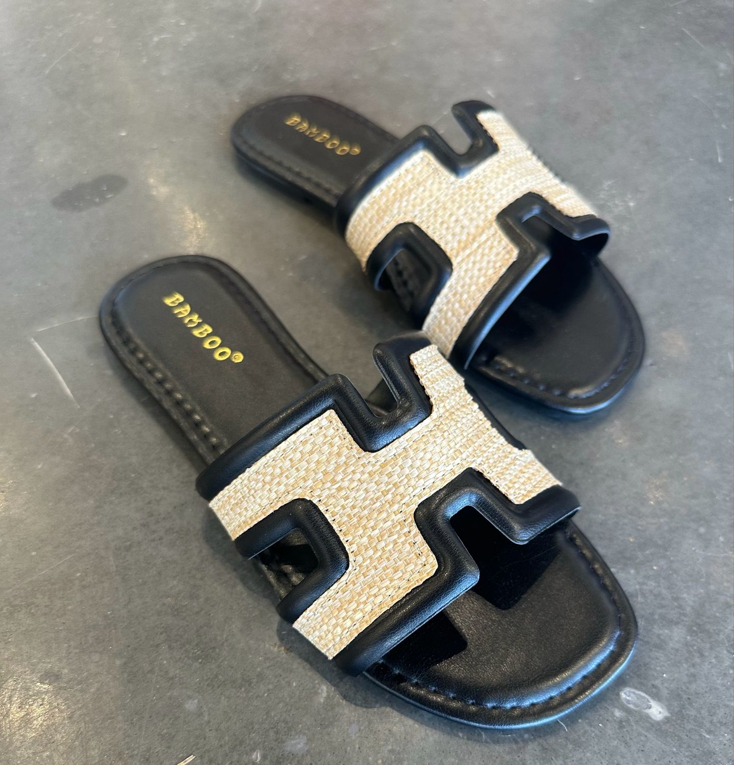 Jami Slide-Blk