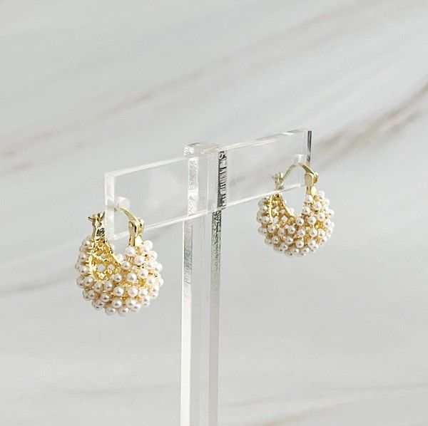 Pearly Cluster Hoops