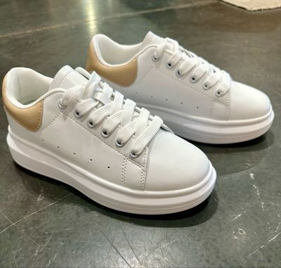 Queenie Sneaker-Beige
