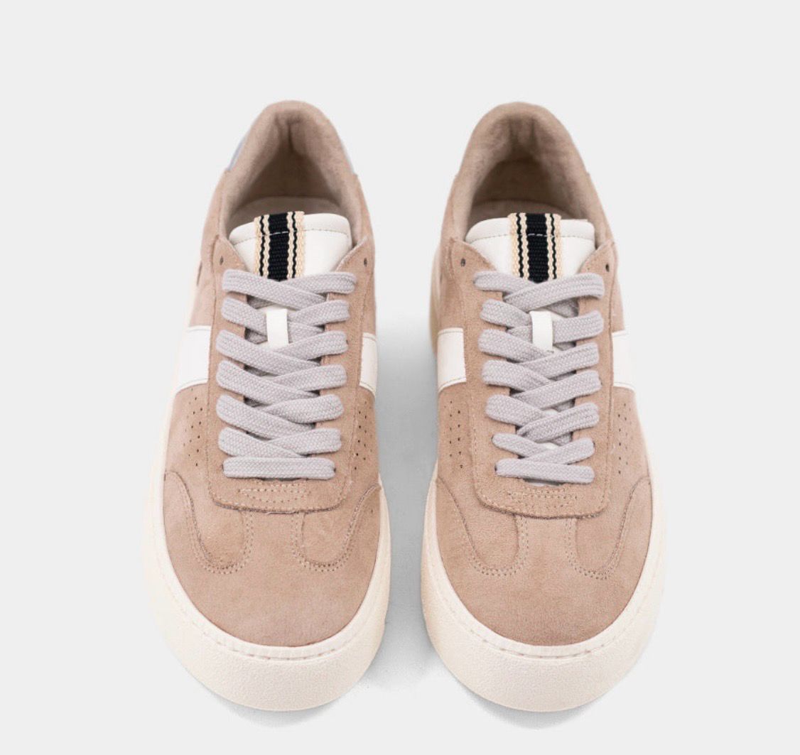 Stacey Sneaker-Beige
