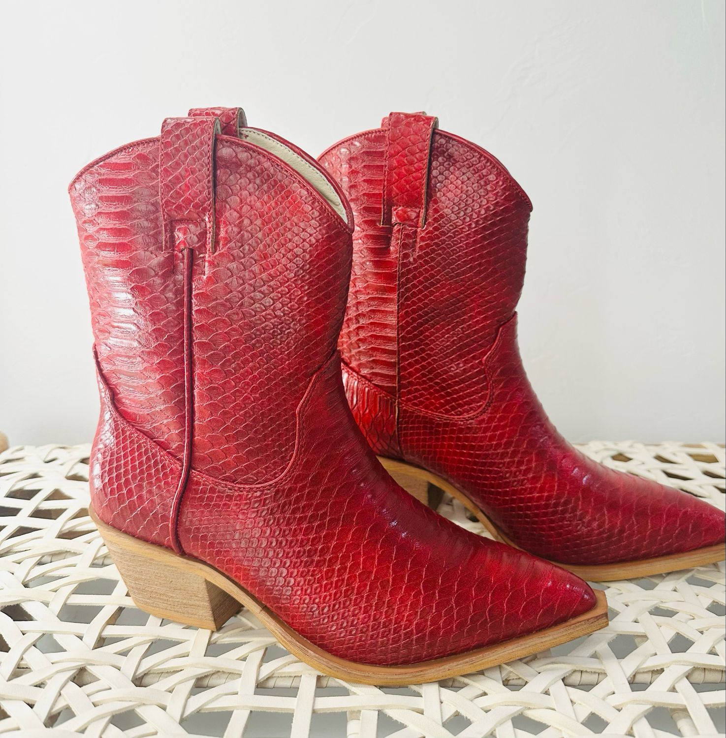 Karlie Boot-Red