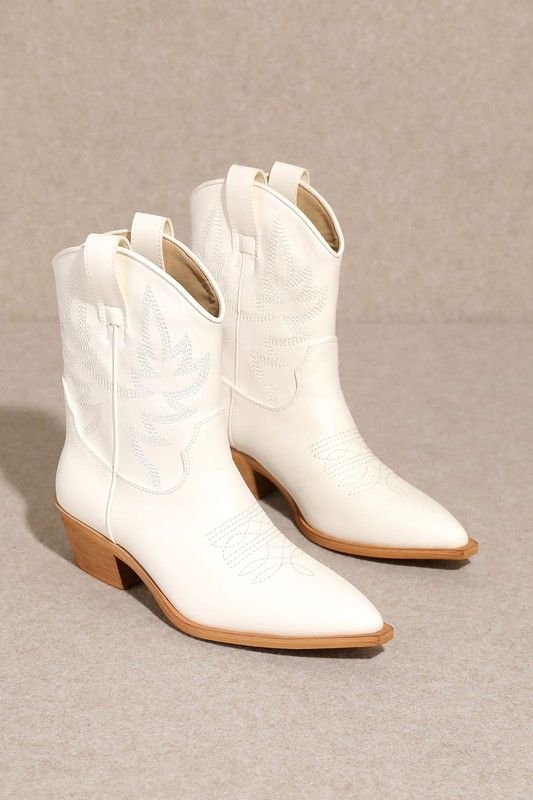 Claire Boot-Wht