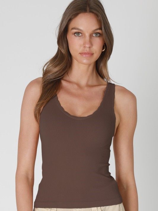 Reversible Scallop Tank-Coffee