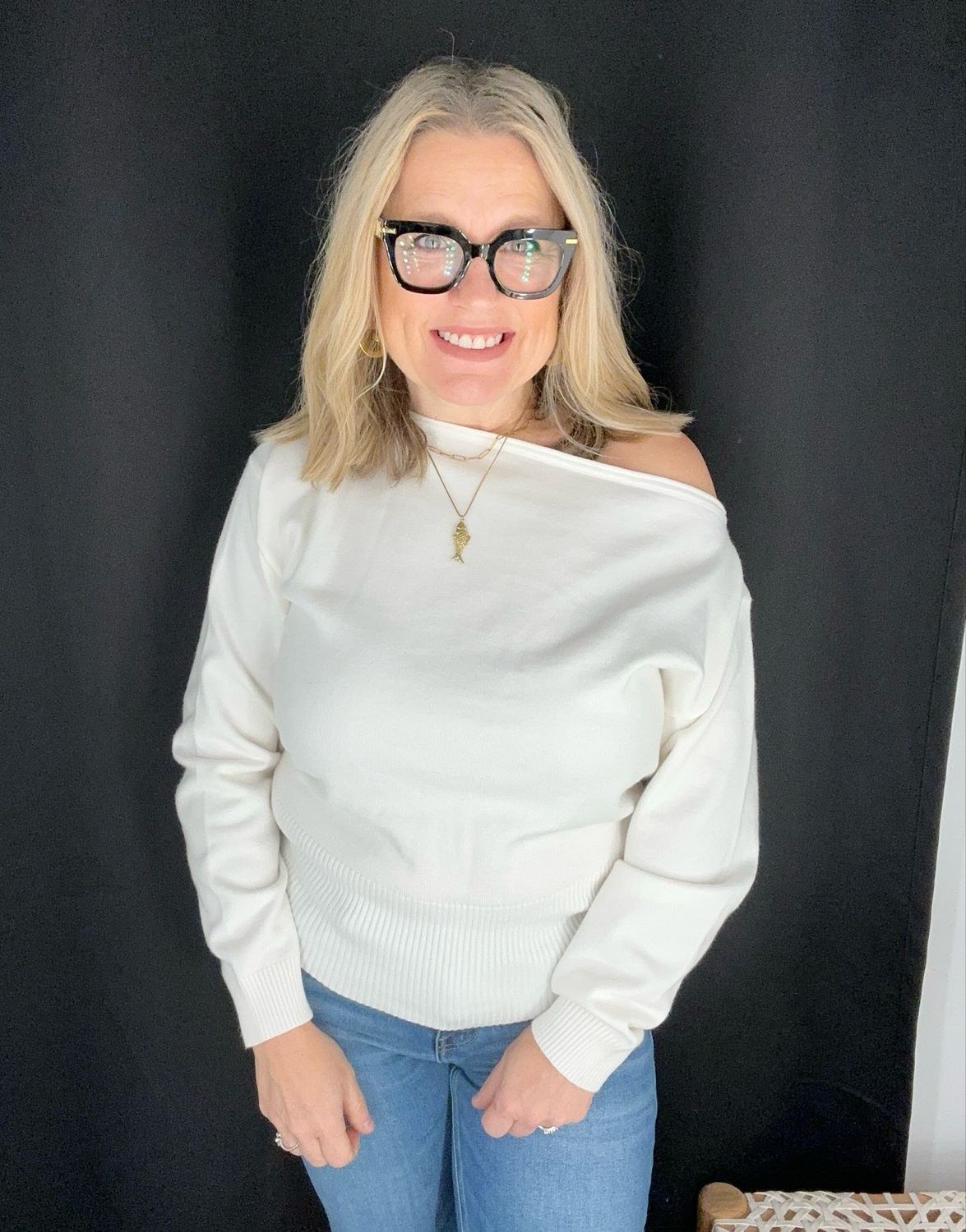 Kari Off Shoulder Top-Cream