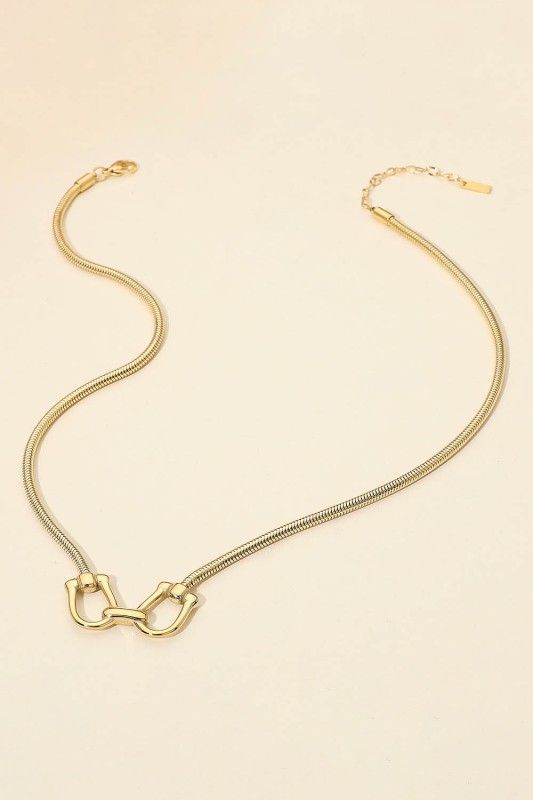 Horsebit Necklace