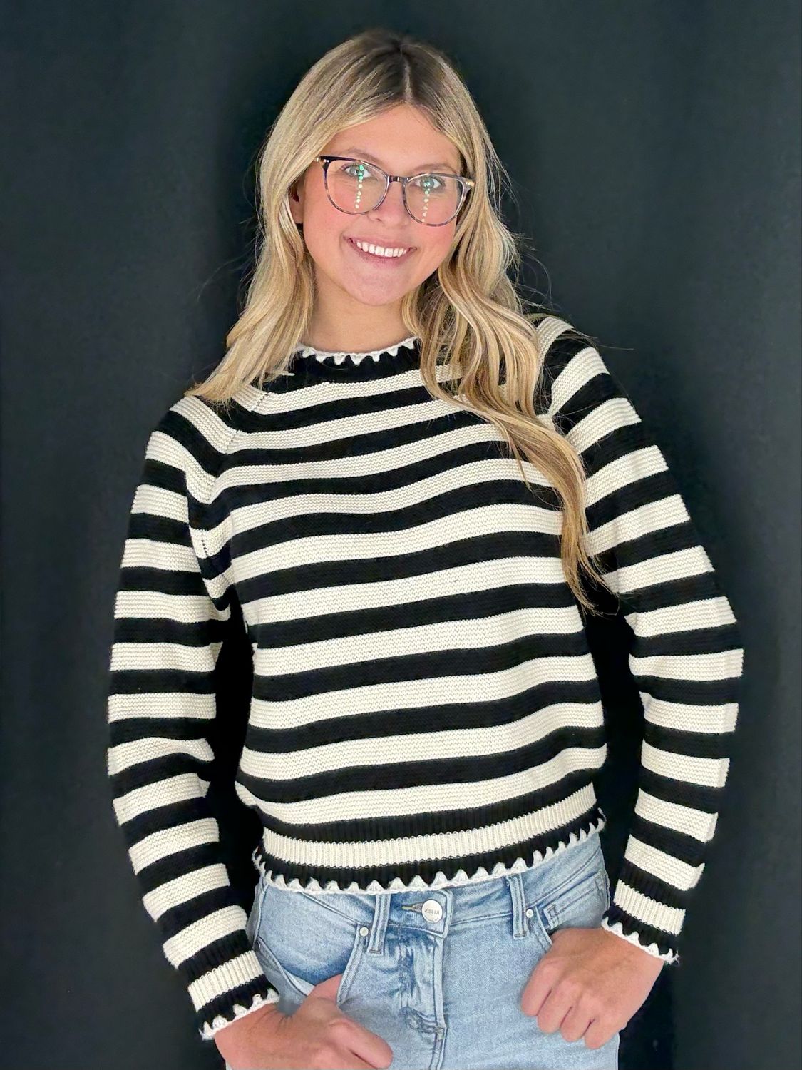 Sabrina Contrast Stripe Sweater-Blk