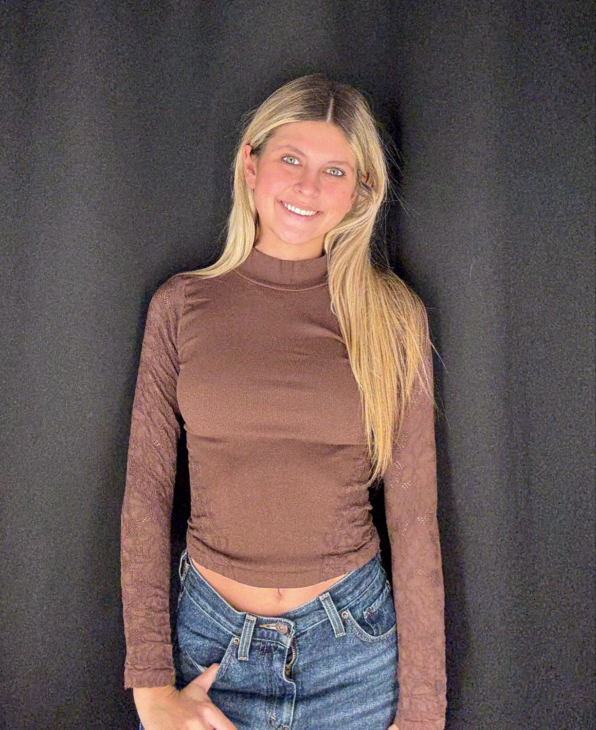 Lace Sleeve Mock Neck-Choc