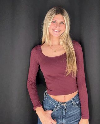 Lace Sleeve Scoop Neck-Wine