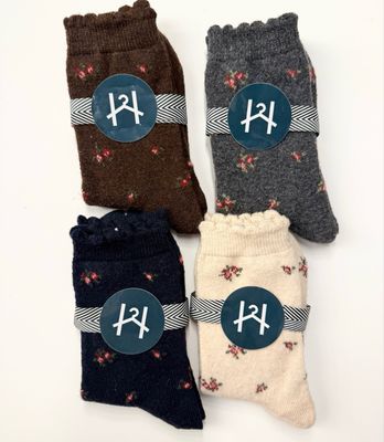 Vintage Floral Socks