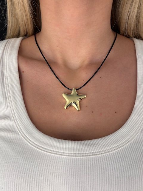 Puffy Star Necklace