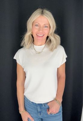 Tally Mock Neck-Cream