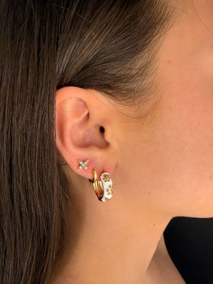 Floral Enamel Huggie-Wht