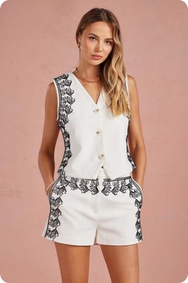 Cori Emb Vest