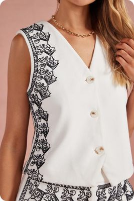 Cori Emb Vest