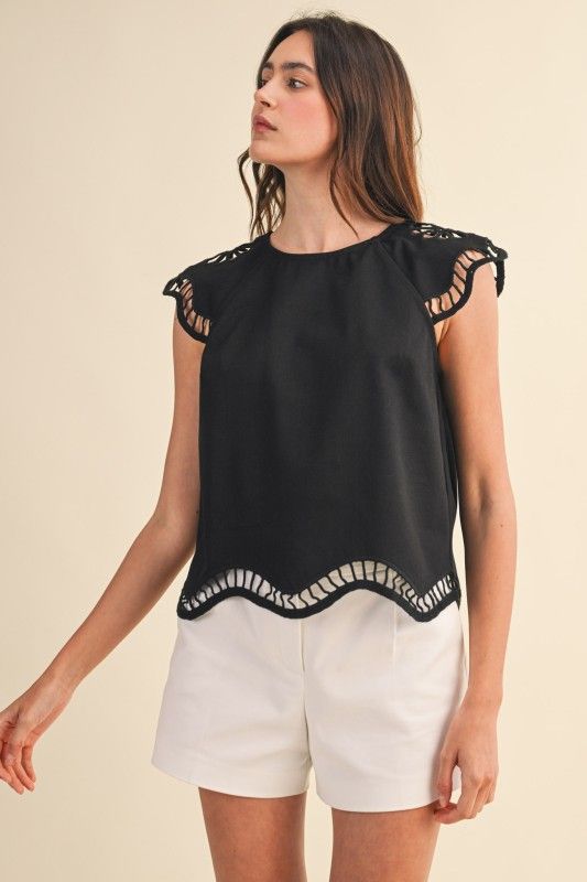 Caroline Eyelet Top-Blk