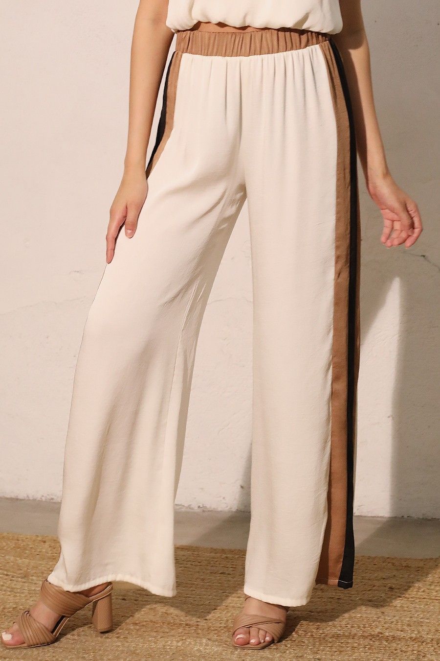 Madyln Stripe Side Pant-Cream