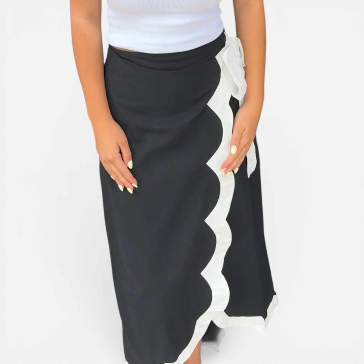 Scallop Midi Wrap Skirt-Blk