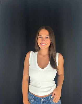 Kendra V Tee-White